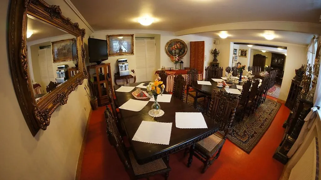 Florian Budget Rooms-1